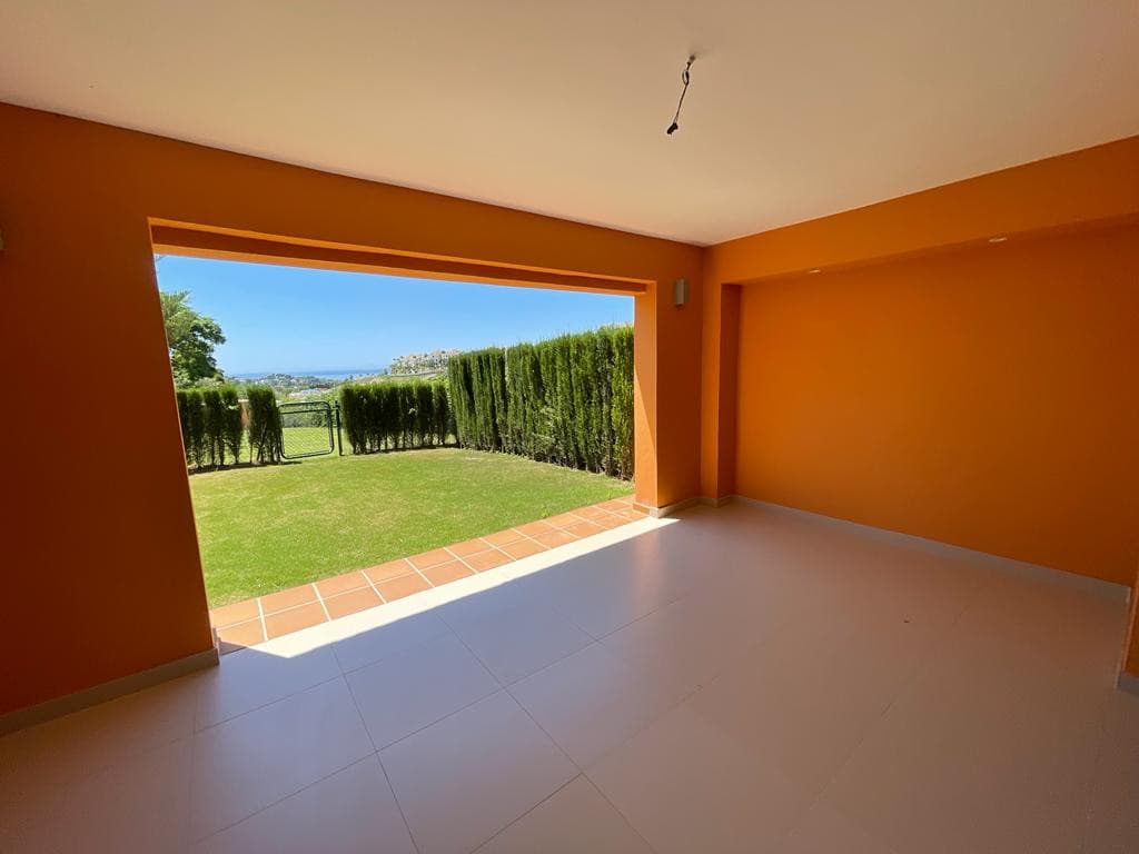 Town House in Benahavis – cover image