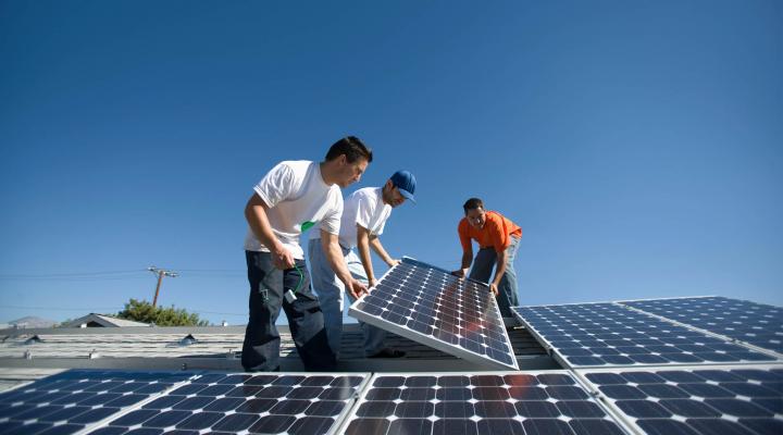 Guide to Installing Solar Panels in Spain | Right Casa Estates