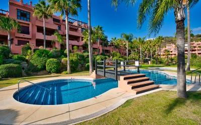Right Casa Estate Agents Are Selling 825706 - Duplex Penthouse For sale in Elviria Alta, Marbella, Málaga, Spain
