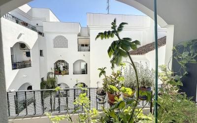 Right Casa Estate Agents Are Selling Espacioso apartamento en planta media en el corazón del encantador pueblo de Mijas 