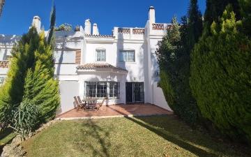 Right Casa Estate Agents Are Selling Three bedroom townhouse for sale in Lauro Golf