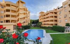 Right Casa Estate Agents Are Selling 2 Bedroom Apartment less than 10 minutes Walk from BEACH. 