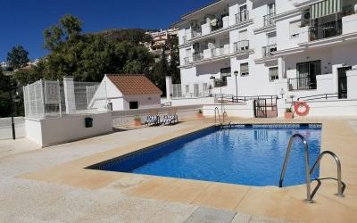 Right Casa Estate Agents Are Selling Central and modern apartment in Benalmadena Pueblo 