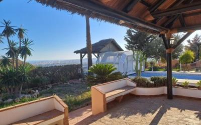 Right Casa Estate Agents Are Selling Unique investment opportunity of 2 properties and a separate plot with stables in Mijas