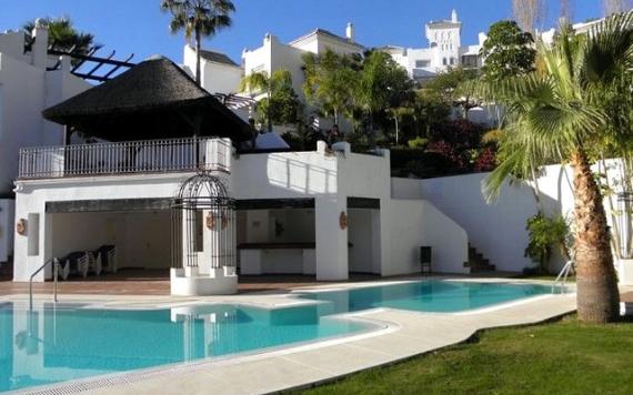 Right Casa Estate Agents Are Selling 685445 - Adosado en venta en Istán, Málaga, España