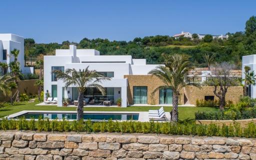 Right Casa Estate Agents Are Selling 831585 - Detached Villa For sale in Finca Cortesín, Casares, Málaga, Spain
