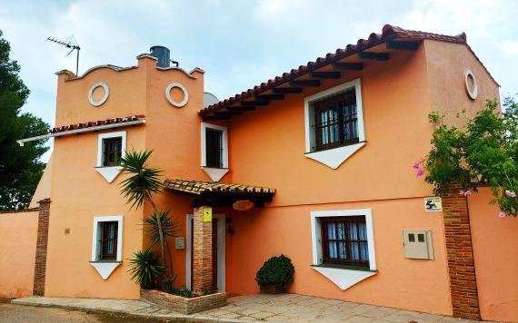 Right Casa Estate Agents Are Selling 845851 - Casa Unifamiliar en venta en Cancelada Playa, Estepona, Málaga, España