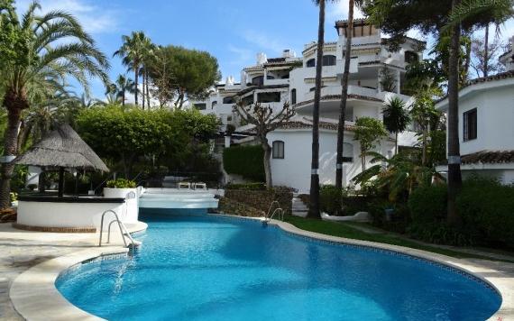 Right Casa Estate Agents Are Selling 438504 - Apartment For rent in Elviria Playa, Marbella, Málaga, Spain