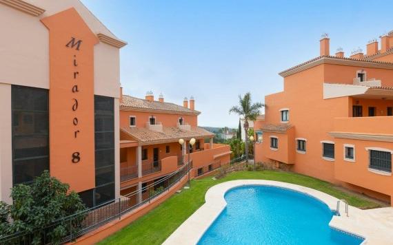 Right Casa Estate Agents Are Selling 844093 - Apartamento Dúplex en venta en Elviria, Marbella, Málaga, España