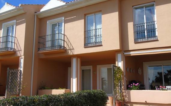 Right Casa Estate Agents Are Selling 827252 - Adosado en venta en Benahavís, Málaga, España