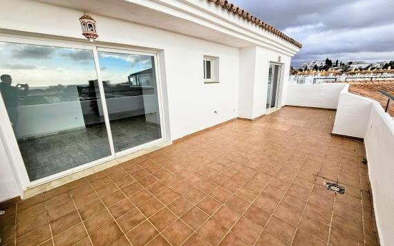 Right Casa Estate Agents Are Selling 884049 - Penthouse For sale in Calahonda, Mijas, Málaga, Spain