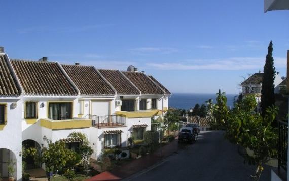 Right Casa Estate Agents Are Selling 748639 - Townhouse en alquiler en Calahonda, Mijas, Málaga, España