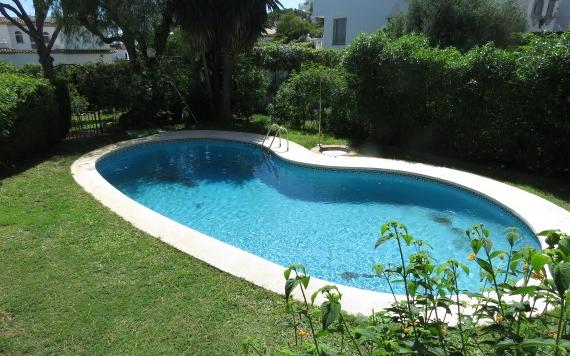 Right Casa Estate Agents Are Selling 902843 - Detached Villa For sale in Calahonda, Mijas, Málaga, Spain