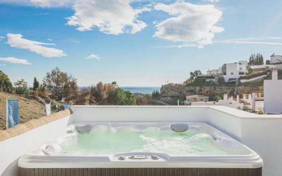 Right Casa Estate Agents Are Selling 848165 - Atico - Penthouse For sale in Benahavís, Málaga, Spain