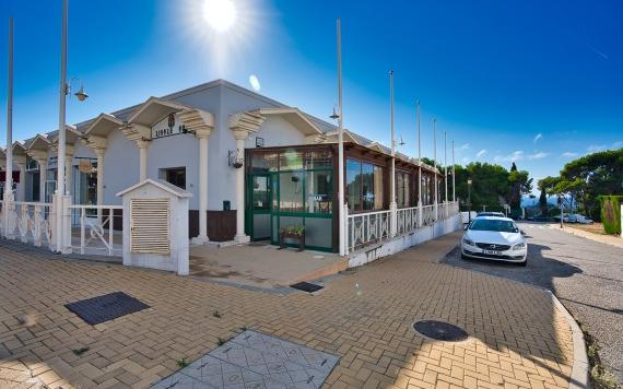 Right Casa Estate Agents Are Selling 821647 - Commercial Premises For sale in Cabopino, Marbella, Málaga, Spain