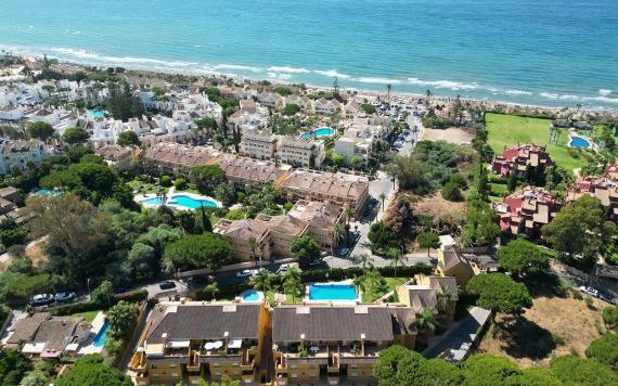 Right Casa Estate Agents Are Selling 833686 - Duplex Penthouse For sale in Elviria Playa, Marbella, Málaga, Spain