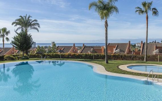 Right Casa Estate Agents Are Selling 842414 - Apartamento en venta en Elviria, Marbella, Málaga, España