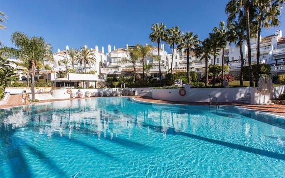 Right Casa Estate Agents Are Selling 904954 - Apartment For sale in Elviria Playa, Marbella, Málaga, Spain