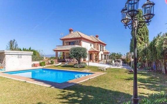 Right Casa Estate Agents Are Selling 831661 - Villa For sale in Alhaurín de la Torre, Málaga, Spain