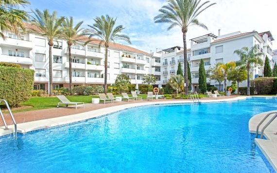 Right Casa Estate Agents Are Selling 835502 - Apartment For sale in Nueva Andalucía, Marbella, Málaga, Spain
