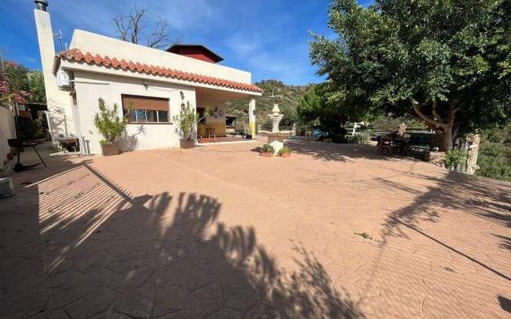 Right Casa Estate Agents Are Selling 875845 - Villa en venta en Estepona, Málaga, España