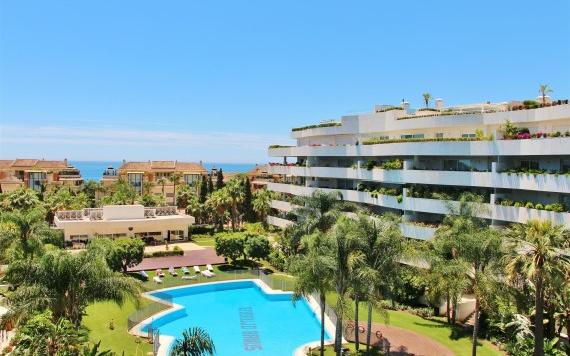 Right Casa Estate Agents Are Selling 725463 - Apartment For rent in Puerto Banús, Marbella, Málaga, Spain