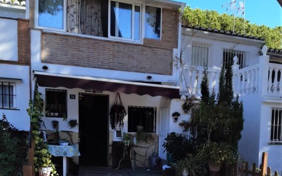 Right Casa Estate Agents Are Selling 827779 - Adosado en venta en Calahonda, Mijas, Málaga, España