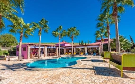 Right Casa Estate Agents Are Selling 855689 - Bed and Breakfast For sale in Coín, Málaga, Spain