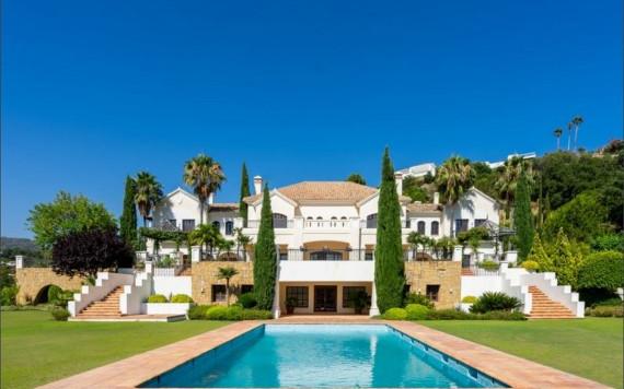 Right Casa Estate Agents Are Selling 832957 - Villa For sale in La Zagaleta, Benahavís, Málaga, Spain