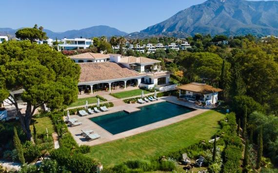 Right Casa Estate Agents Are Selling 834797 - Villa For sale in Las Lomas de Marbella, Marbella, Málaga, Spain