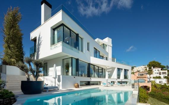 Right Casa Estate Agents Are Selling 847341 - Villa For sale in La Quinta Golf, Benahavís, Málaga, Spain