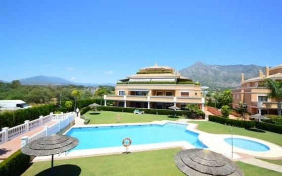 Right Casa Estate Agents Are Selling 850371 - Apartment For sale in Golden Mile, Marbella, Málaga, Spain
