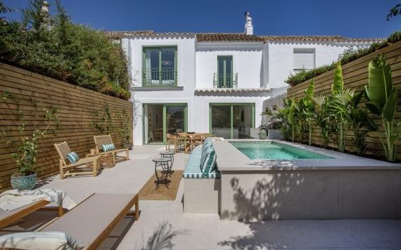 Right Casa Estate Agents Are Selling 871813 - Townhouse For sale in San Pedro de Alcántara, Marbella, Málaga, Spain
