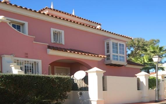 Right Casa Estate Agents Are Selling 629579 - Villa For rent in Puerto Banús, Marbella, Málaga, Spain