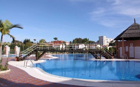 Right Casa Estate Agents Are Selling 747645 - Apartment en alquiler en New Golden Mile, Estepona, Málaga, España