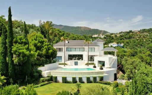 Right Casa Estate Agents Are Selling 847199 - Detached Villa For sale in La Zagaleta, Benahavís, Málaga, Spain