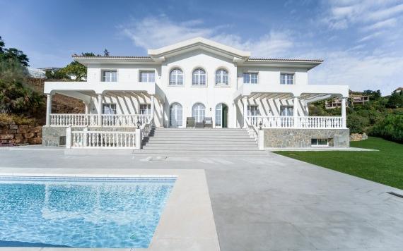 Right Casa Estate Agents Are Selling 847358 - Villa independiente en venta en Marbella Club Golf Resort, Benahavís, Málaga, España