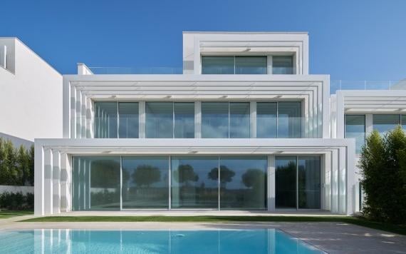 Right Casa Estate Agents Are Selling 848137 - Townhouse For sale in Sotogrande, San Roque, Cádiz, Spain