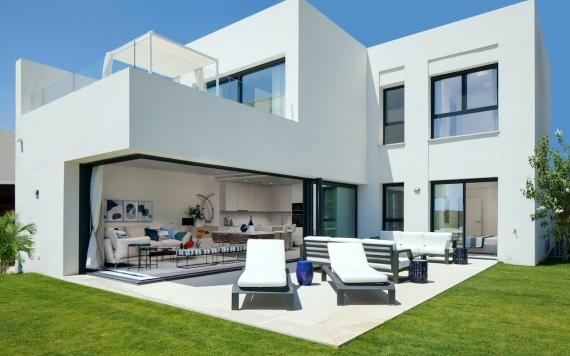 Right Casa Estate Agents Are Selling 823164 - Villa For sale in Finca Cortesín, Casares, Málaga, Spain