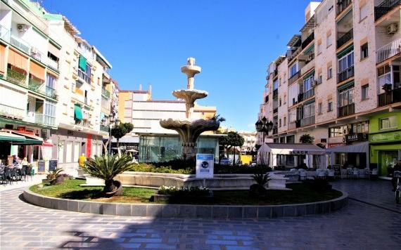 Right Casa Estate Agents Are Selling Very well located apartment with 2 bedrooms in Torremolinos!!