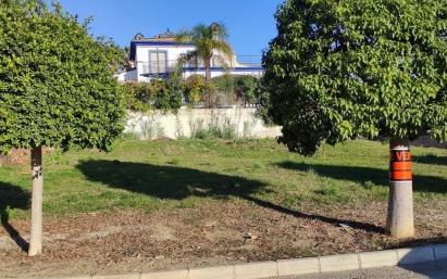 Right Casa Estate Agents Are Selling South facing plot of 595 m2 in Estepona