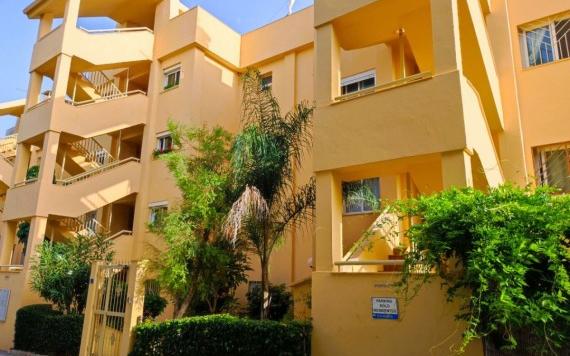 Right Casa Estate Agents Are Selling Apartment located in one of the best areas of the Costa del Sol, Calahonda.