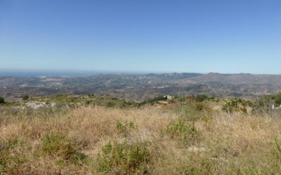 Right Casa Estate Agents Are Selling Residential plot of 73.000m2 with incredible views in Mijas
