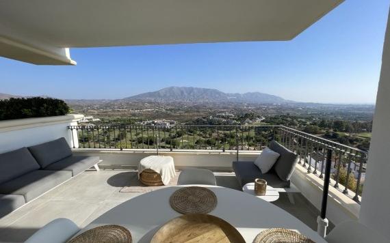 Right Casa Estate Agents Are Selling Spectacular 3 bedroom middle floor apartment in La Cala Golf Resort