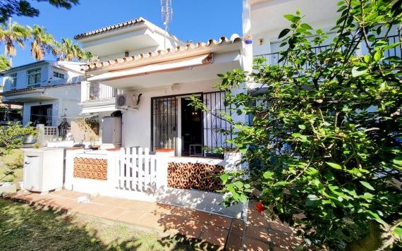 Right Casa Estate Agents Are Selling LONGTERM RENT 1 BEDROOM IN LOWER CALAHONDA