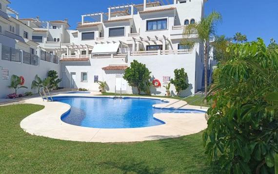 Right Casa Estate Agents Are Selling Beautiful townhouse in Estepona