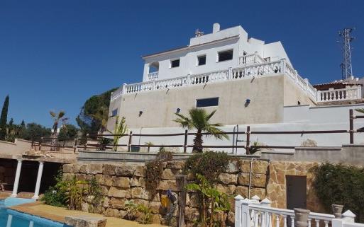 Right Casa Estate Agents Are Selling Villa contemporánea de 4 dormitorios en Alhaurín de la Torre
