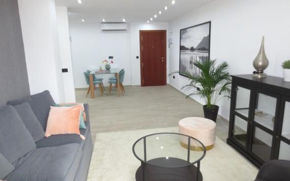 Right Casa Estate Agents Are Selling Impresionante apartamento de 3 dormitorios en Fuengirola
