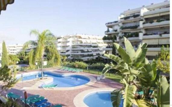 Right Casa Estate Agents Are Selling Precioso apartamento de 2 dormitorios en San Pedro de Alcantara