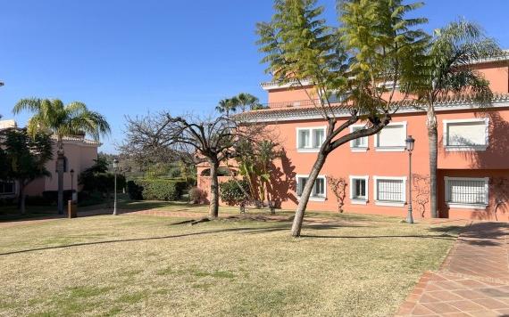 Right Casa Estate Agents Are Selling Fantastic 3 bedroom apartment in Estepona